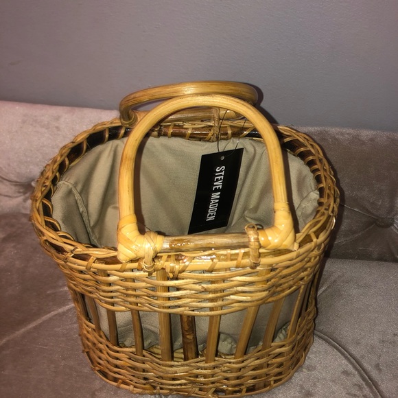 NWT! Wooden Basket Bag - Picture 2 of 4